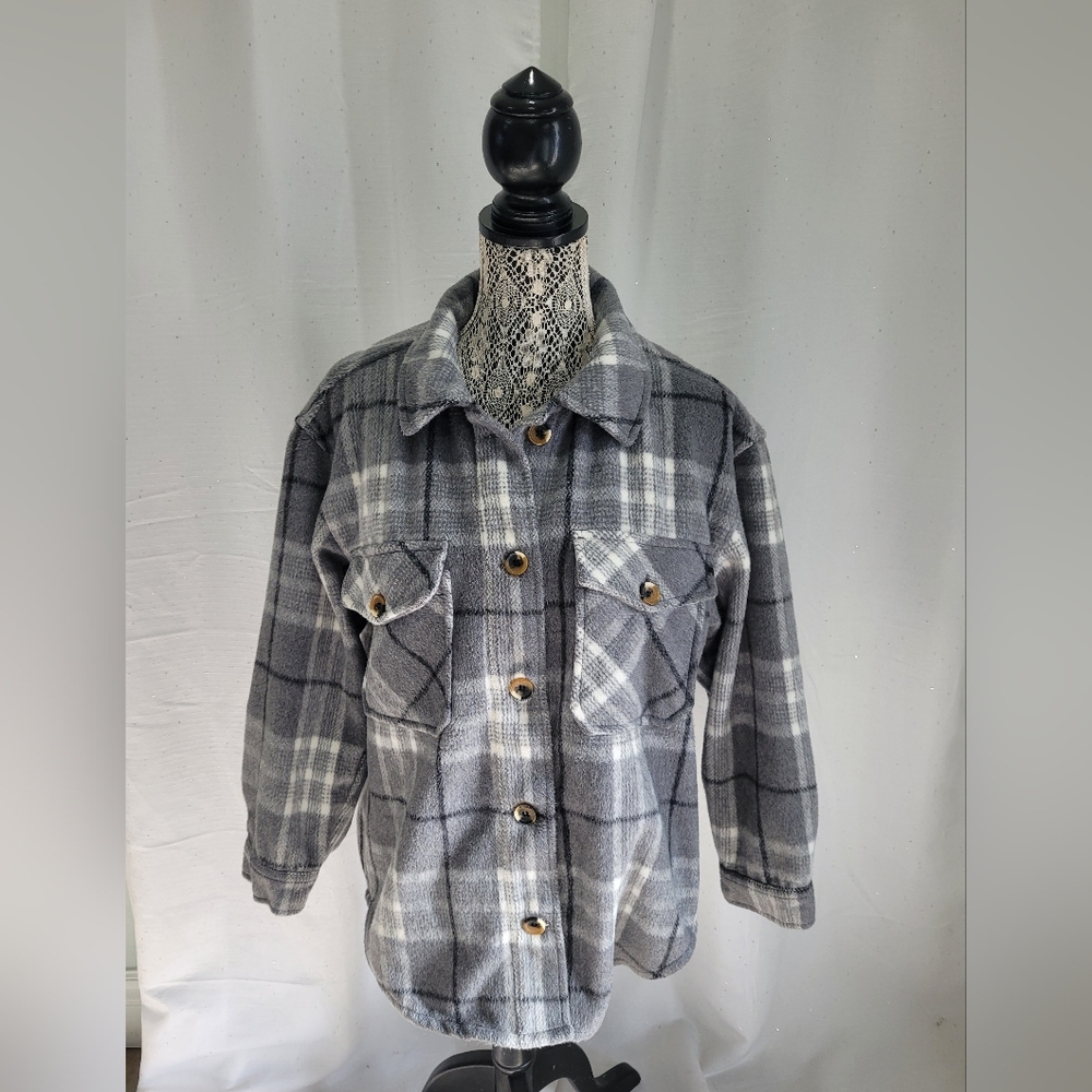 Suzy Shier Shacket/Jacket button-up plaid flannel thick Fleece Size Xl